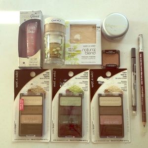 NWT-10 piece Wet N Wild makeup bundle. All new